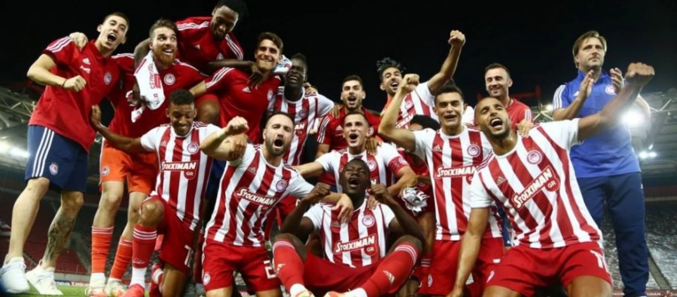 Η «ερυθρόλευκη» γιορτή για την κατάκτηση του τίτλου - Μπουγέλο σε Μάρτινς και «Campeones» (φώτο)